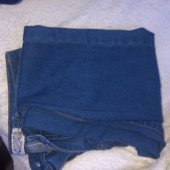 White peak jeans - Picture 1 of 3